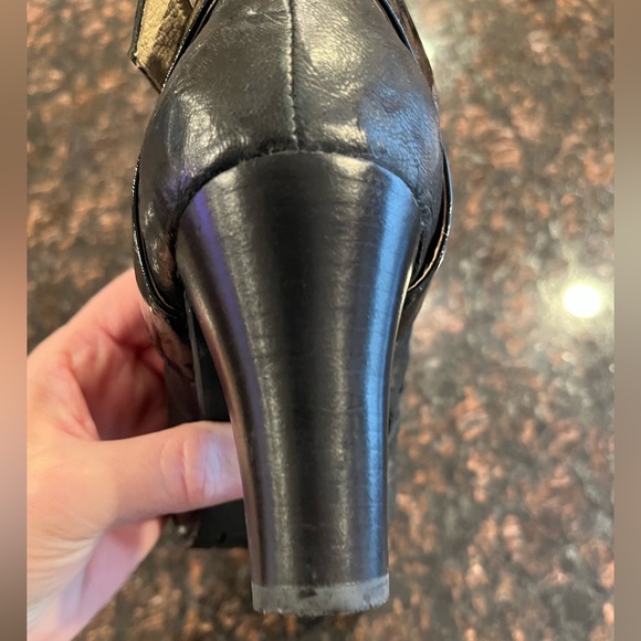 Kadandier Vintage Black Leather And Patent Leather Ankle Strap Closed Toe - Picture 12 of 12